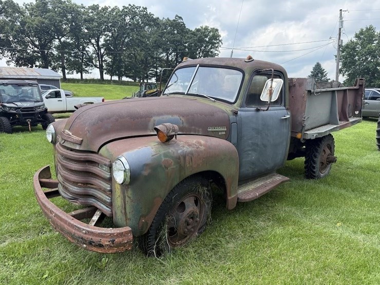 chevrolet-4100-dump-truck-image-3