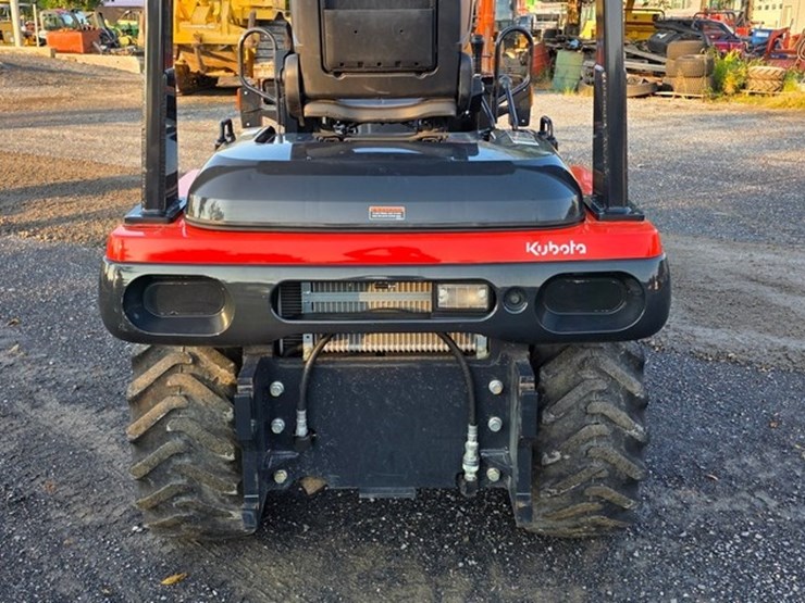 2023-kubota-r430-image-16