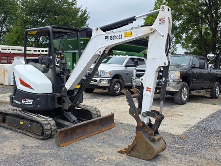 2019-bobcat-e35i-image-2