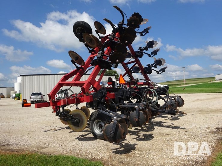 case-ih-5300-image-36