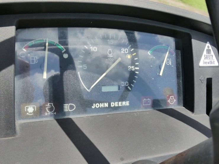 2001-john-deere-5205-image-11
