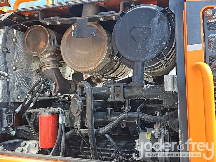 2019-doosan-dl250-5-image-23