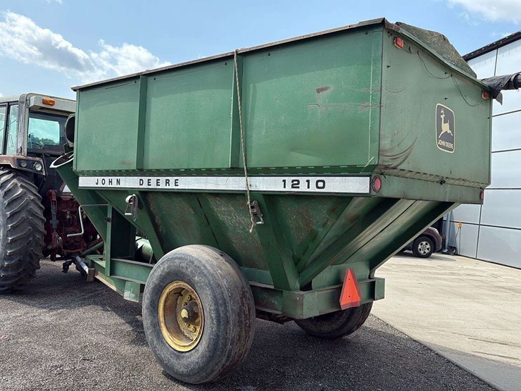john-deere-1210-image-4