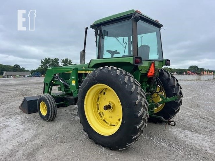 john-deere-4230-image-3