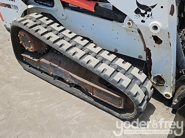 2016-bobcat-t650-image-11