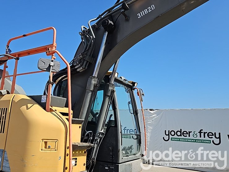 2019-volvo-ecr145el-image-14