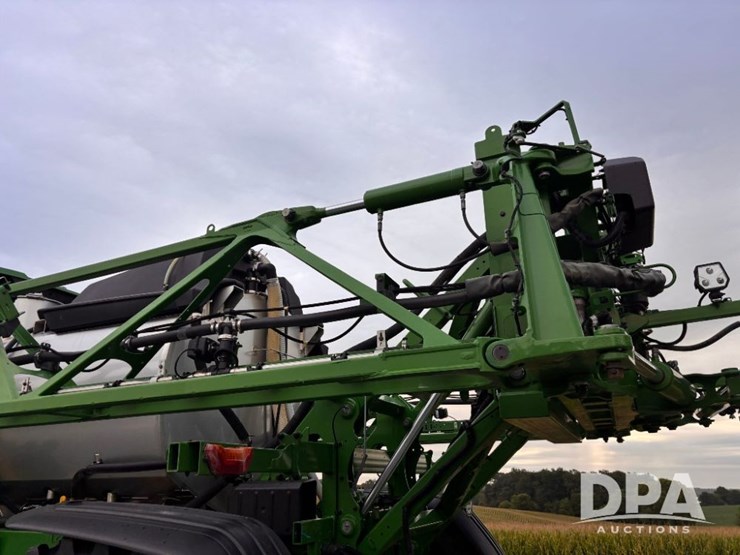2023-john-deere-612r-image-97