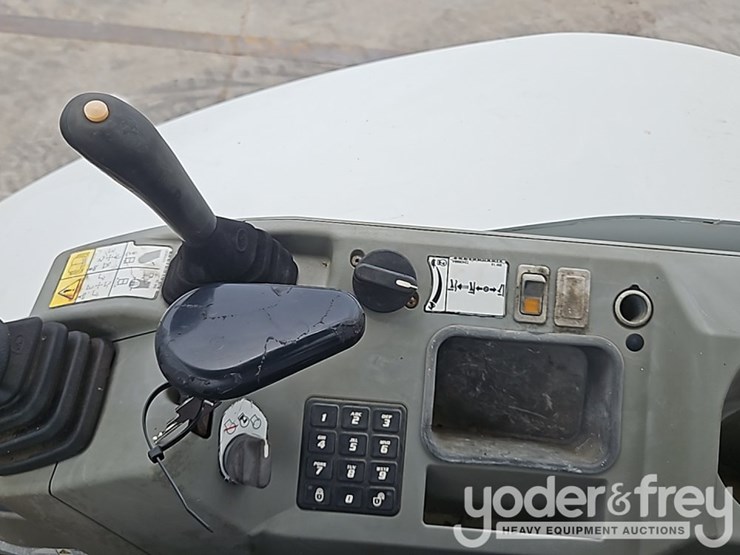 2019-bobcat-e35-image-35