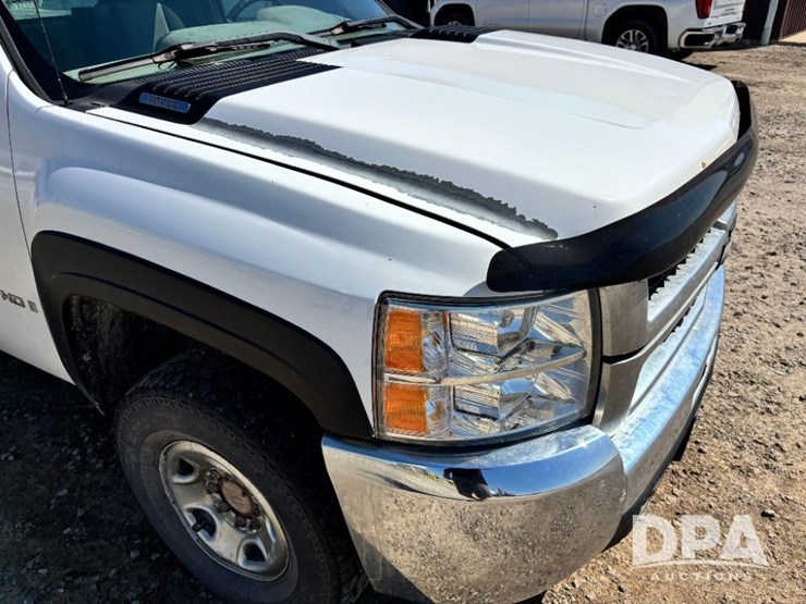 2008-chevrolet-2500-image-47