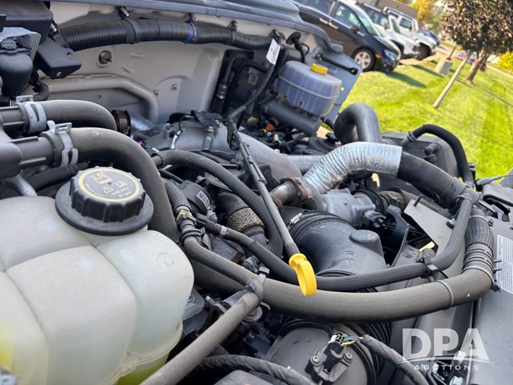 2023-ford-f650-image-31