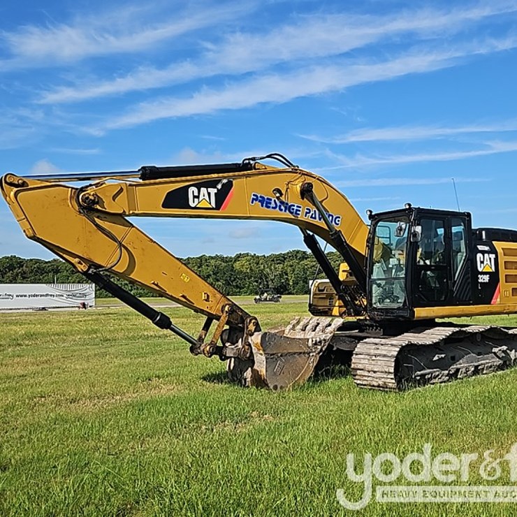 2015 CATERPILLAR 329FL