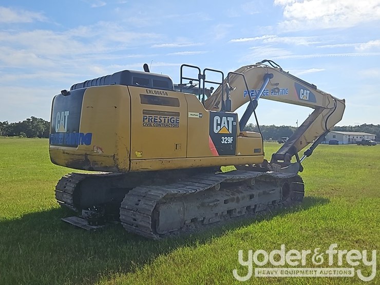 2015-caterpillar-329fl-image-4