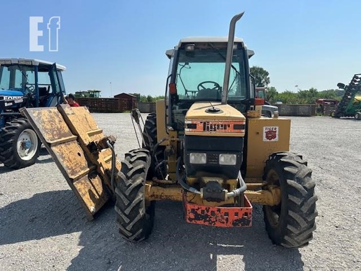 ford-6640-image-10