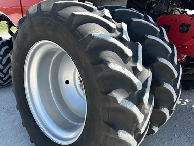 2012-case-ih-7230-image-19