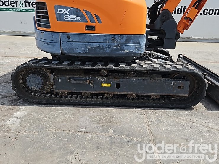 2022-doosan-dx85r-3-image-8