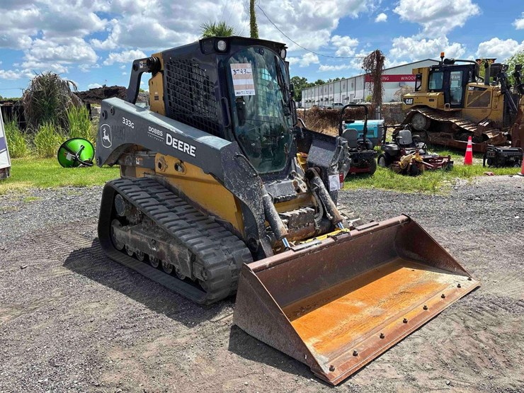 2024-deere-333g-image-4