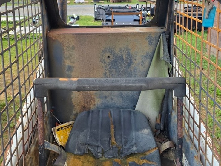 bobcat-443-image-28