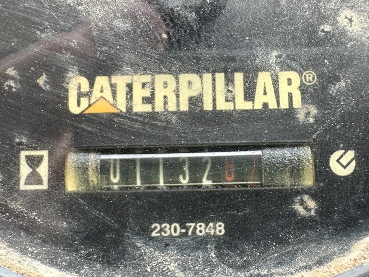 caterpillar-cb34xw-image-30