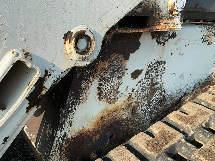2004-bobcat-t190-image-18