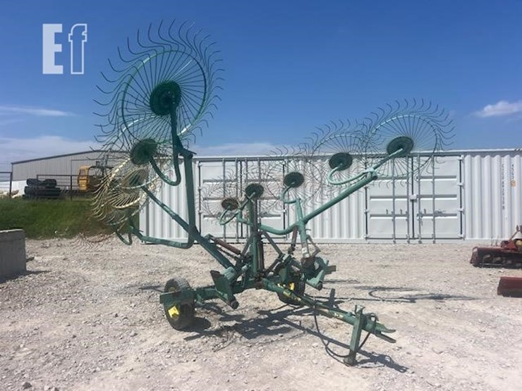 1999-john-deere-702-image-1