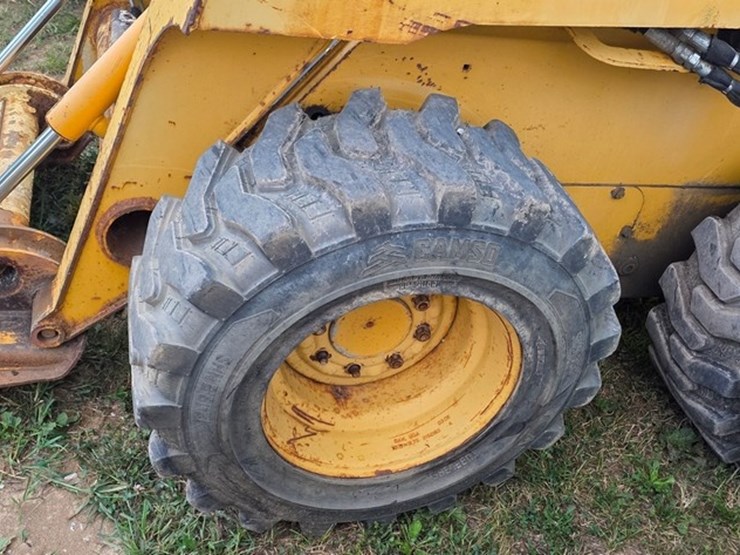 john-deere-250-image-23