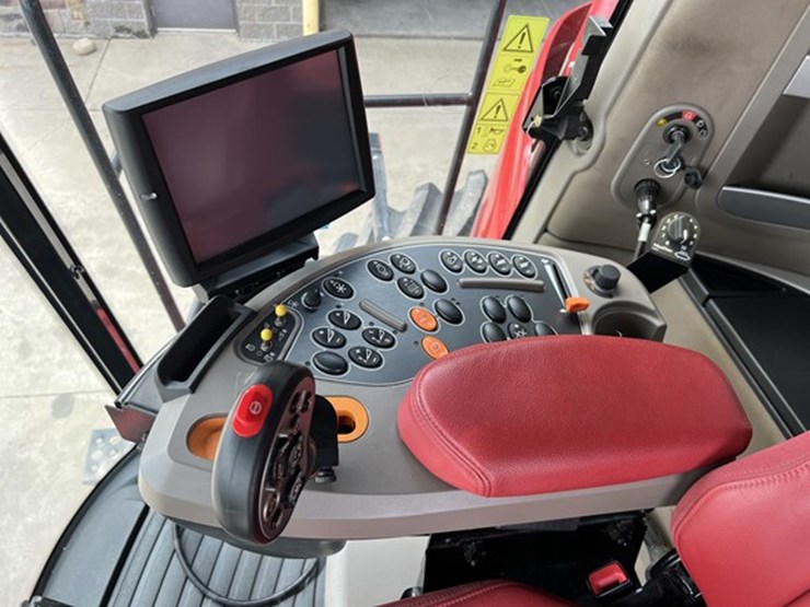 2023-case-ih-8250-image-43