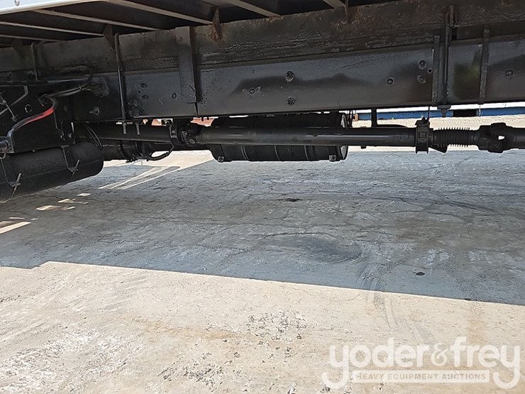 2017-international-durastar-4300-image-15