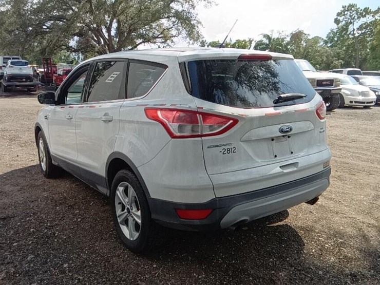 2014-ford-escape-se-image-4