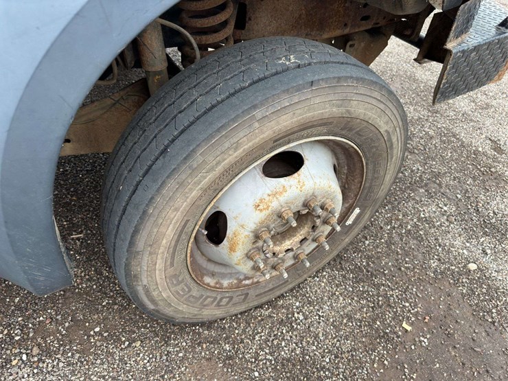 2007-ford-f450-image-11