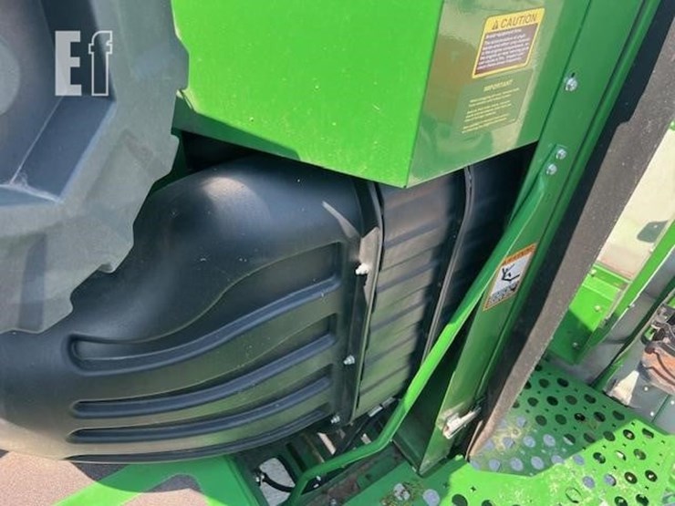 2014-john-deere-s670-image-97