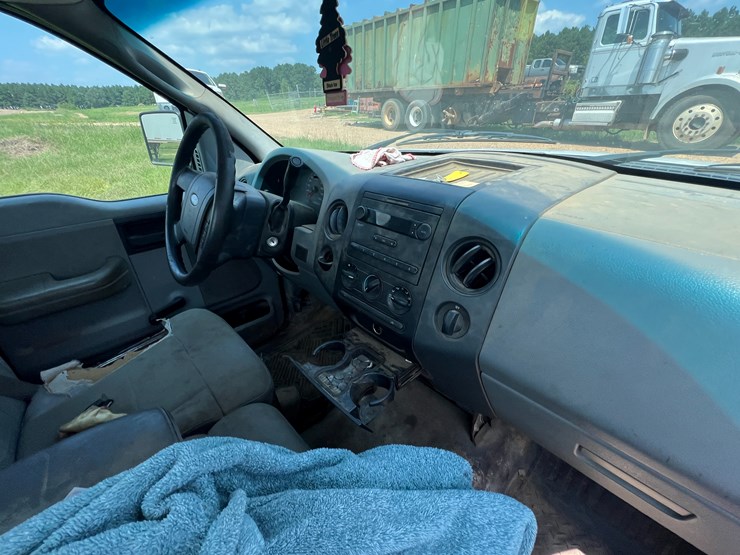 2007-ford-f150-xl-image-28