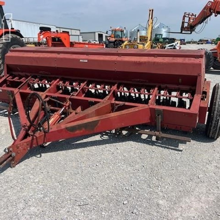 INTERNATIONAL 5100