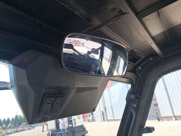 2018-polaris-ranger-crew-image-14