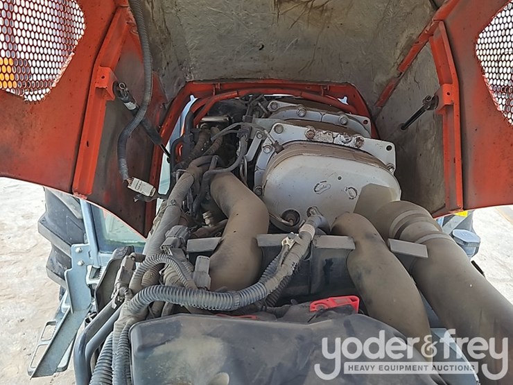 2013-kubota-m9960d-image-16