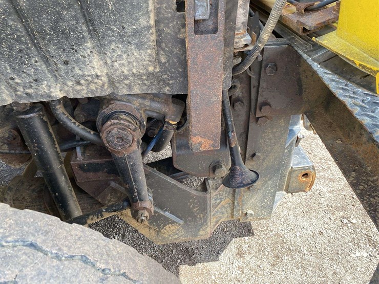 2007-international-7000-dump-truck-image-21