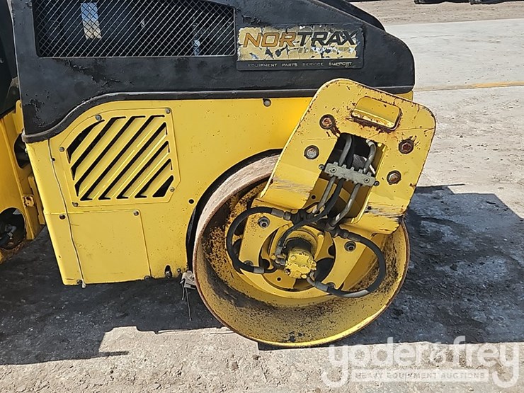 2005-bomag-bw120ad-4-image-10