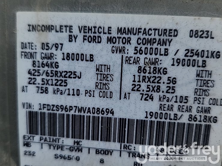 1998-ford-l9000-image-42