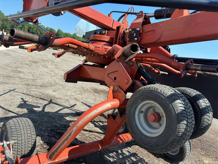 pequa-double-basket-rotary-rake-image-23