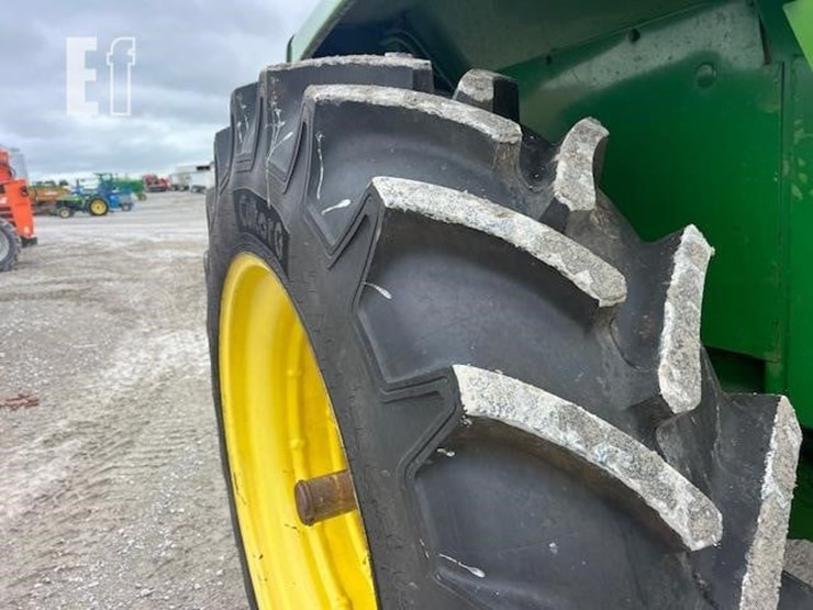 john-deere-4230-image-17