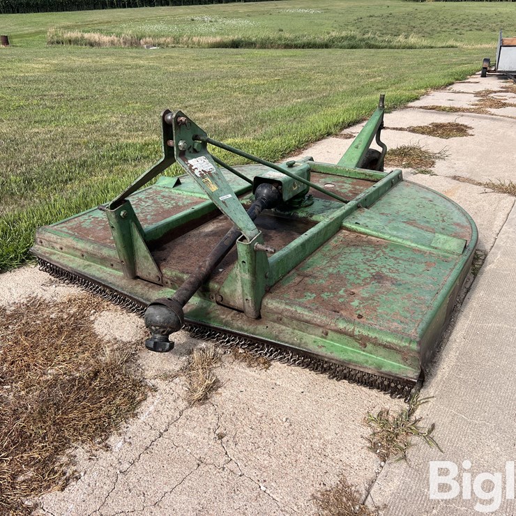 JOHN DEERE 709