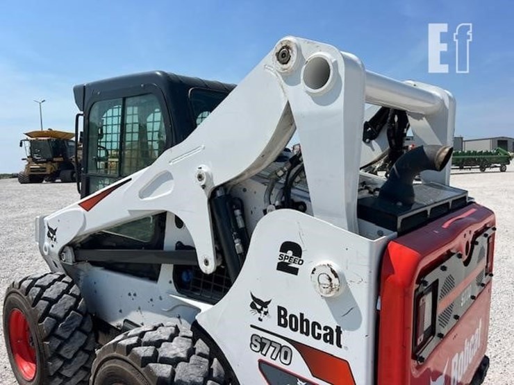 2023-bobcat-s770-image-20