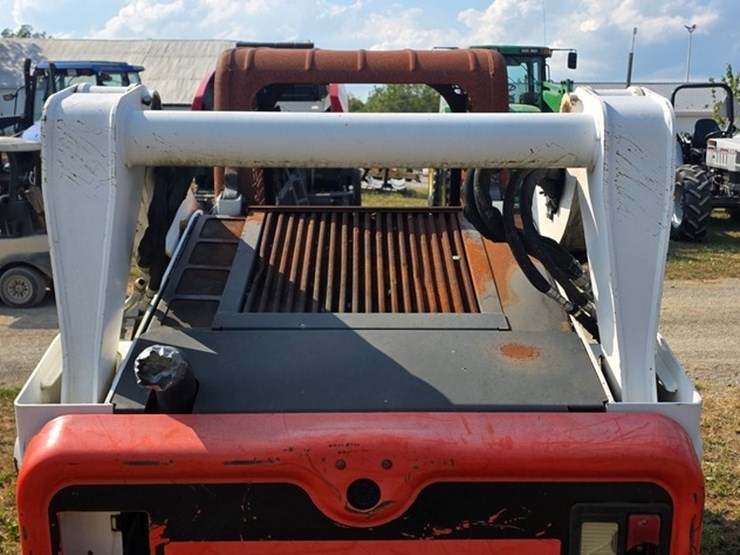 bobcat-t650-image-13