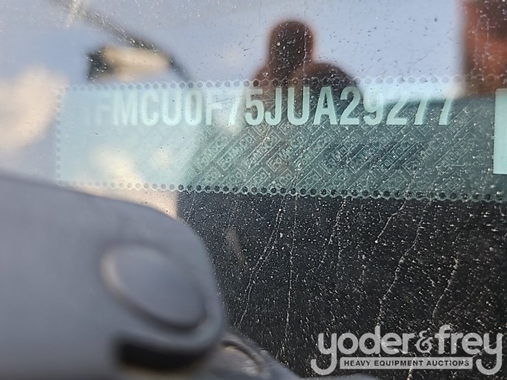 2018-ford-escape-image-40