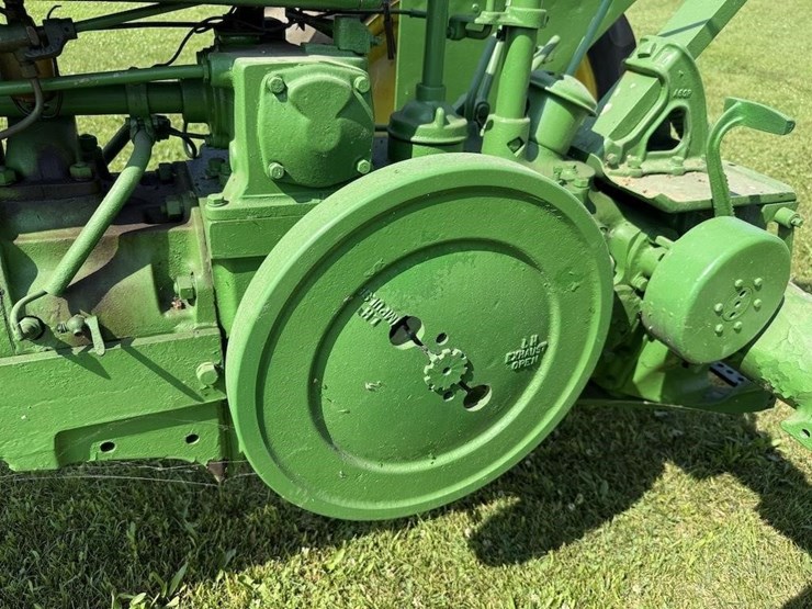 john-deere-b-image-10