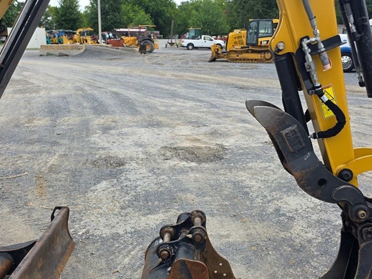 2021-caterpillar-303e-cr-image-9