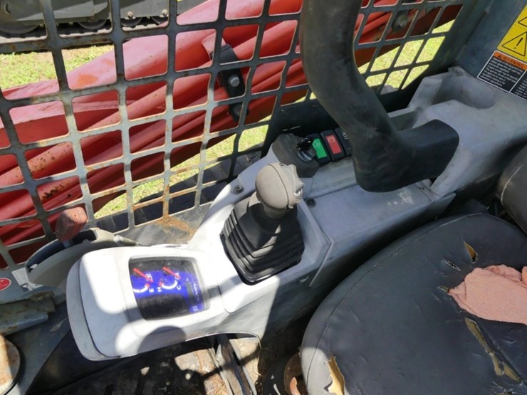2015-kubota-svl75-2-image-13