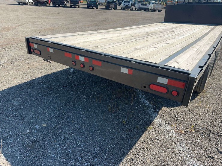 2022-shop-built-trailer-image-19