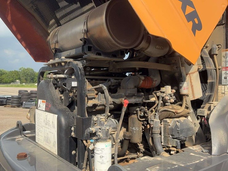 2020-case-621g-xr-image-10