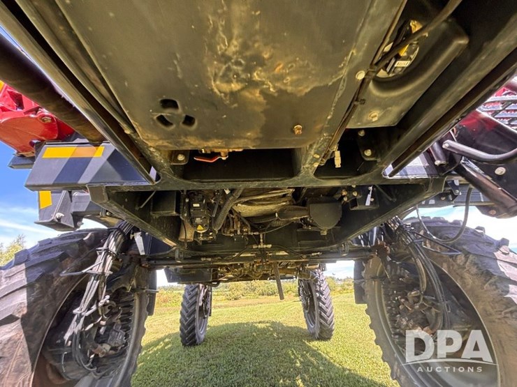 2019-case-ih-patriot-4440-image-25