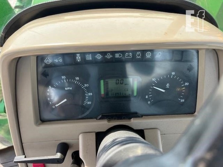 john-deere-6415-image-49